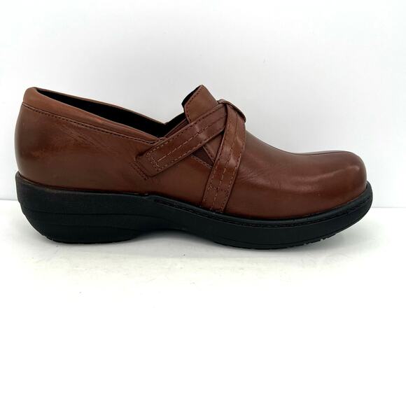 NWOT Abeo Womens Bella 24/7 Brown Leather Clogs Comfort Shoes Buckle - Picture 6 of 10